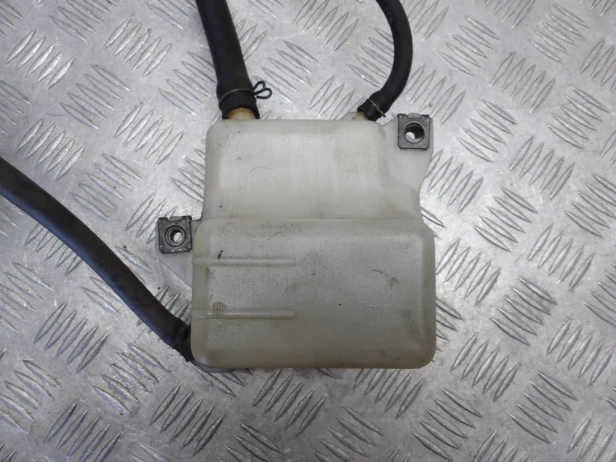 Zbiorniczek wyrównawczy chłodnicy HONDA VTX 1800 C/R/S 02-04r   PN. 19101-MCH-000