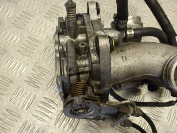 Przepustnica kompletna HONDA VTX 1800 C/R/S 02-04r   PN. 16410-MCH-003