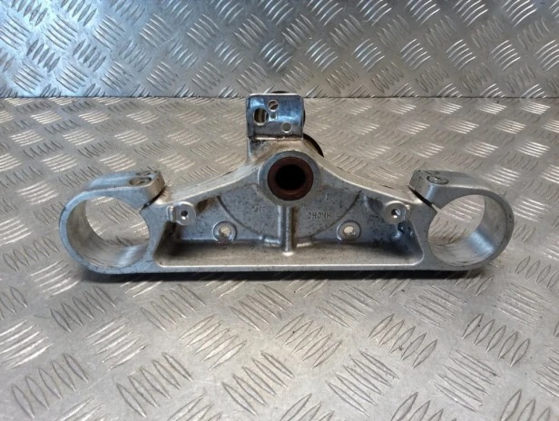 Półka dolna zawieszenia sztyca HONDA VTX 1800 C/F/N/R/S/T 02-08r   PN. 53219-MCH-000