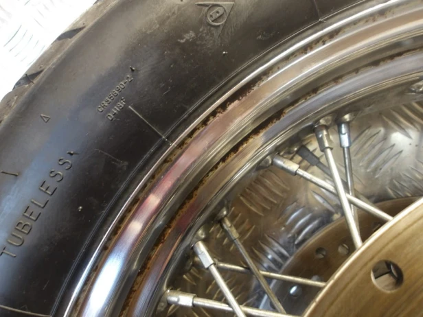 Felga koło przód J17M/CxMT3.50 HONDA VTX 1800 S 02-05r   PN. 44650-MCV-A11