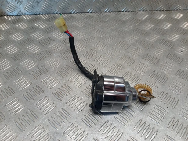 Stacyjka korek wlewu zamki HONDA VTX 1800 C/R/S 02-03r   PN. 35010-MCH-010