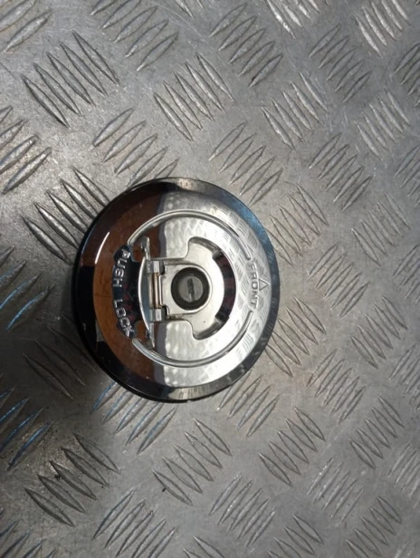 Stacyjka korek wlewu zamki HONDA VTX 1800 C/R/S 02-03r   PN. 35010-MCH-010