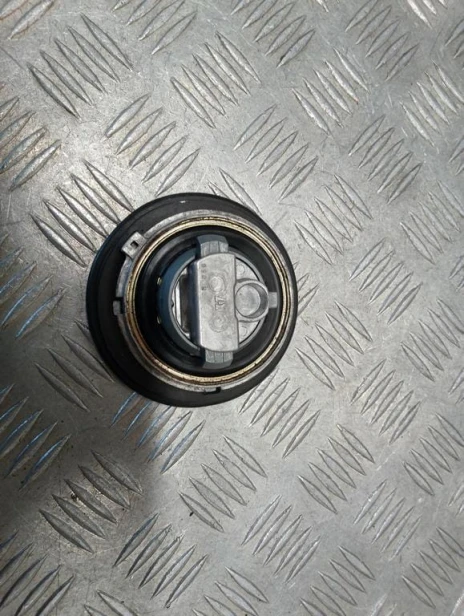 Stacyjka korek wlewu zamki HONDA VTX 1800 C/R/S 02-03r   PN. 35010-MCH-010