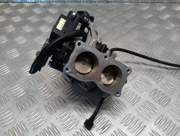 Przepustnica kompletna KAWASAKI VN 900 VULCAN CUSTOM 2007   PN. 16163-0076
