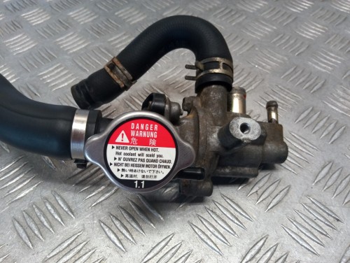Obudowa termostatu wlew HONDA VTX 1300 C/R/S/T 03-09r   PN. 19311-MEA-305