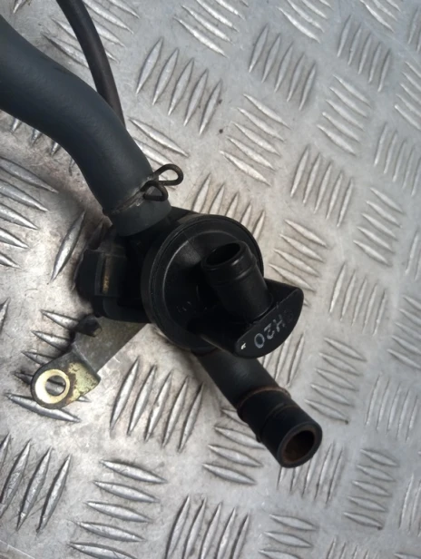 Odma zawór powietrza HONDA VTX 1300 C/R/S 03-07r   PN. 18650-MEA-672