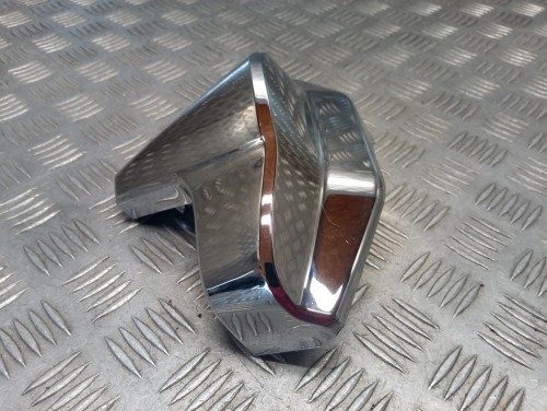 Osłona głowicy przednia lewa HONDA VTX 1300 C/R/S/T 03-09r   PN. 12371-MEA-670