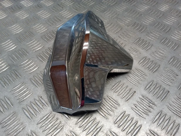 Osłona głowicy przednia lewa HONDA VTX 1300 C/R/S/T 03-09r   PN. 12371-MEA-670