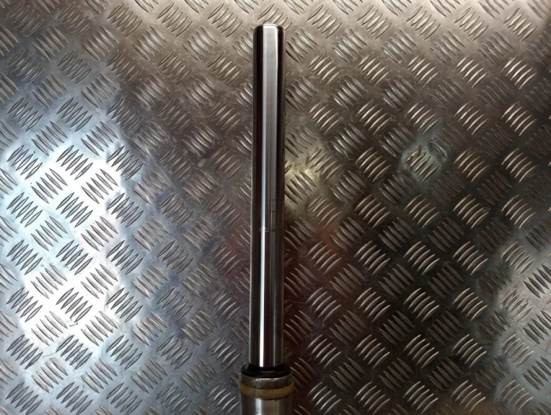 Laga zawieszenia przód prawa HONDA VTX 1300 R/S/T 03-09r   PN. 51400-MEA-671