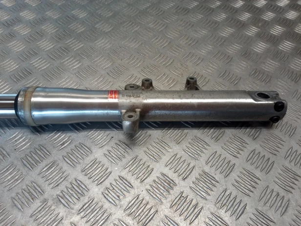 Laga zawieszenia przód prawa HONDA VTX 1300 R/S/T 03-09r   PN. 51400-MEA-671