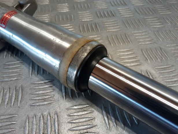 Laga zawieszenia przód prawa HONDA VTX 1300 R/S/T 03-09r   PN. 51400-MEA-671