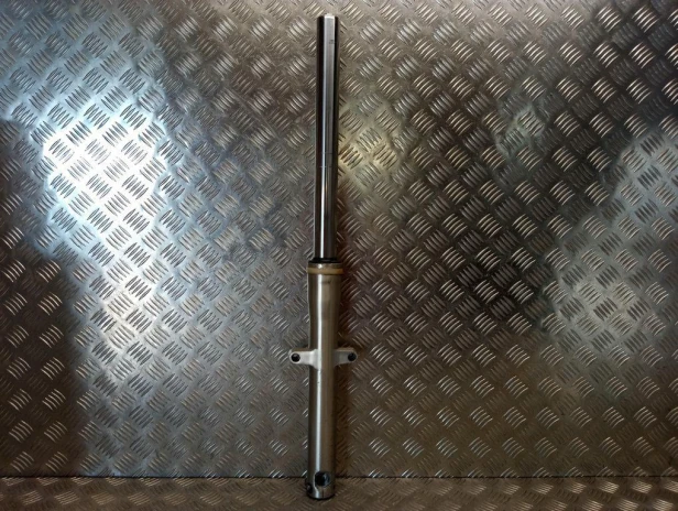 Laga zawieszenia przód lewa HONDA VTX 1300 R/S/T 03-09r   PN. 51500-MEA-671