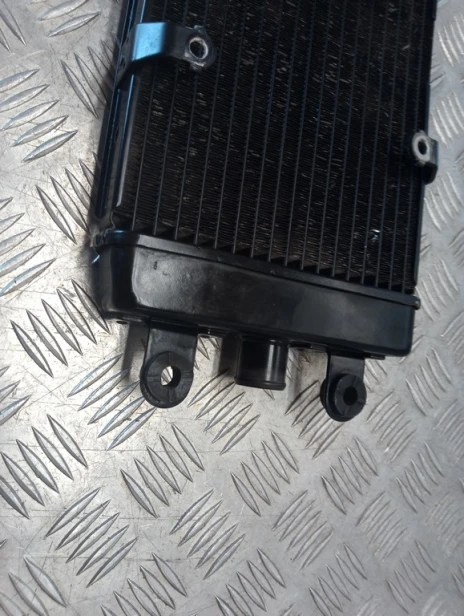 Chłodnica wody HONDA VTX 1300 C/R/S/T 03-09r   PN. 19010-MEA-671