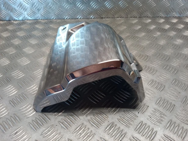 Dekiel osłona silnika lewa HONDA VTX 1300 C/R/S/T 03-09r   PN. 11370-MEA-670