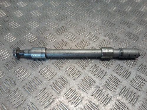 Ośka oś koła przód HONDA VTX 1300 C/R/S/T 03-09r   PN. 44301-MEA-670