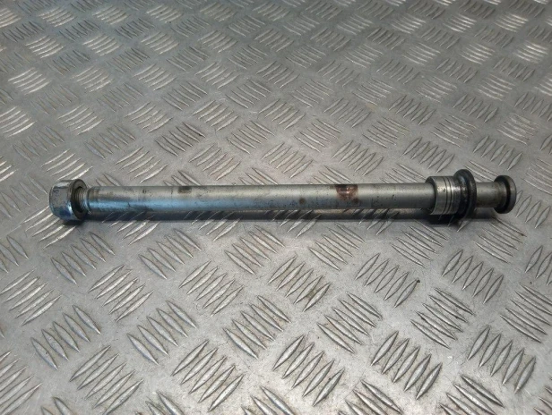 Ośka oś koła tył HONDA VTX 1300 C/R/S/T 03-09r   PN. 42301-MEA-670