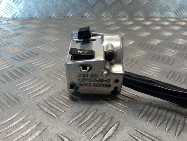 Przełącznik świateł lewy HONDA VTX 1300 R/S/T 03-09r   PN. 35020-MEA-670