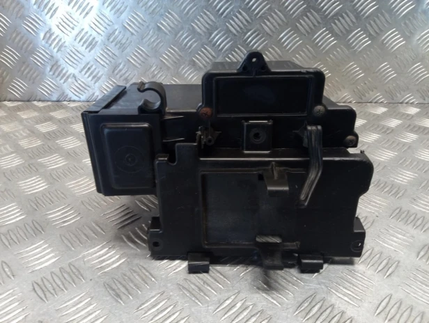 Skrzynka akumulatora HONDA VTX 1300 R/S/T 03-09r   PN. 50325-MEM-670