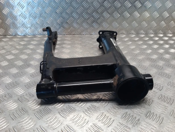 Wahacz koła tył HONDA VTX 1300 C/R/S/T 03-09r   PN. 52100-MEA-A20