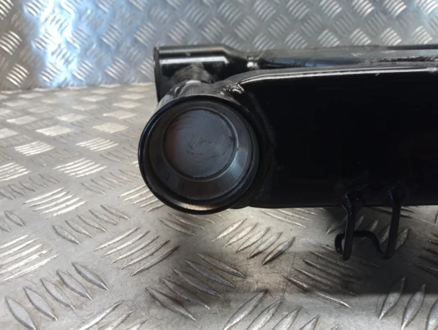 Wahacz koła tył HONDA VTX 1300 C/R/S/T 03-09r   PN. 52100-MEA-A20