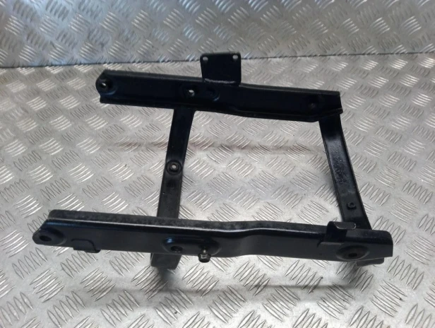 Stelaż mocowanie błotnika tył HONDA VTX 1300 R/S/T 03-09r   PN. 77350-MCV-000