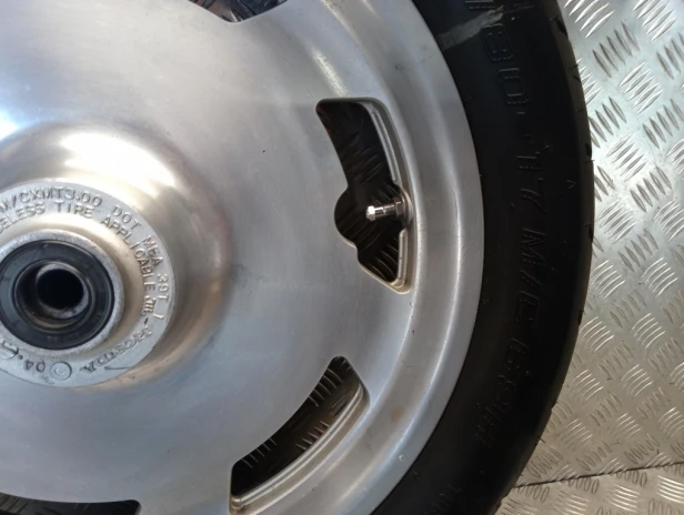 Felga koło przednie J17M/CxMT3.00 HONDA VTX 1300 R/T 05-09r   PN. 44650-MEA-910