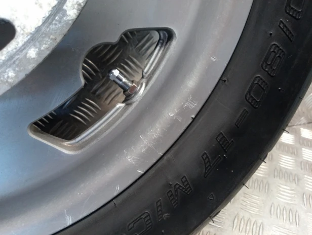 Felga koło przednie J17M/CxMT3.00 HONDA VTX 1300 R/T 05-09r   PN. 44650-MEA-910
