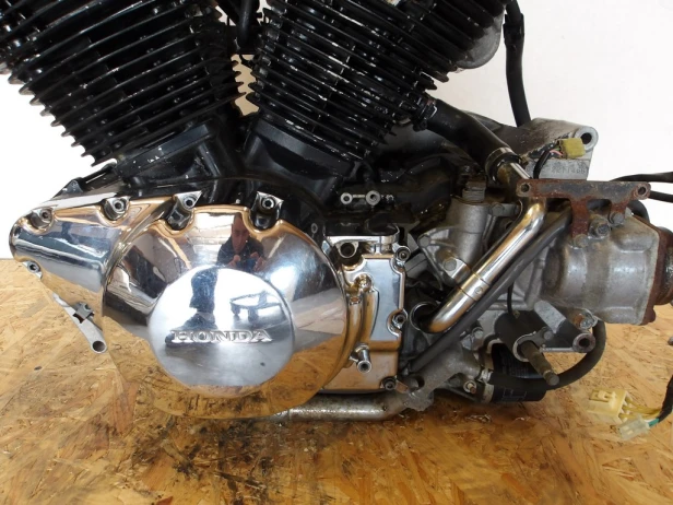 Silnik kompletny HONDA VTX 1300 C/R/S/T 03-09r   PN. 11100-MEA-670