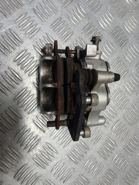 Zacisk hamulca tył KAWASAKI VN 1500 VULCAN CLASSIC 03-08r   PN. 43080-5098-GN