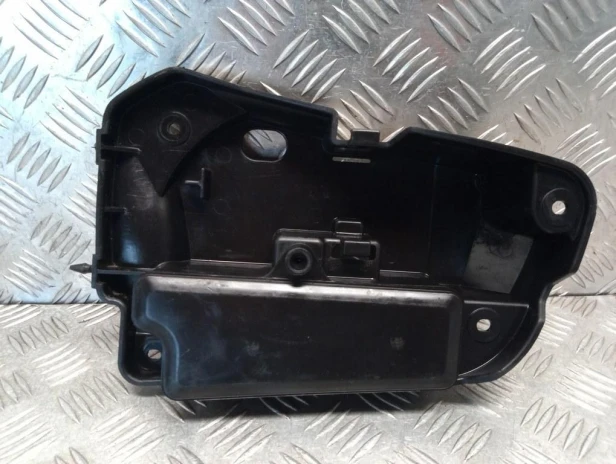 Wypełnienie skrzynka narzędziowa KAWASAKI VN 1600 VULCAN CLASSIC 03-08r   PN. 32098-1137