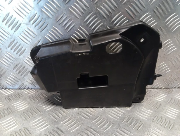Wypełnienie skrzynka narzędziowa KAWASAKI VN 1600 VULCAN CLASSIC 03-08r   PN. 32098-1137