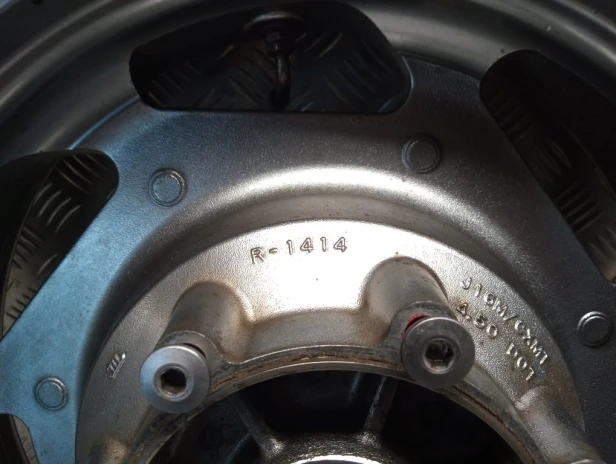 Felga koło tył J16M/CxMT4.50 KAWASAKI VN 1600 VULCAN CLASSIC 03-08r   PN. 41073-0032