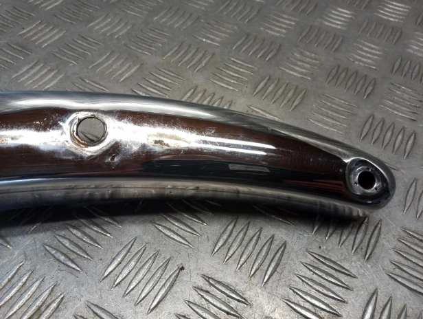 Banan mocowania błotnika tył lewy KAWASAKI VN 1600 VULCAN CLASSIC 03-04r   PN. 14091-1544