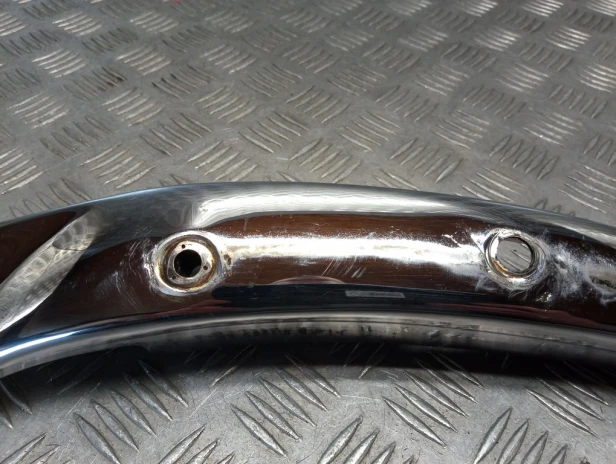 Banan mocowania błotnika tył lewy KAWASAKI VN 1600 VULCAN CLASSIC 03-04r   PN. 14091-1544