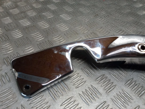 Banan mocowania błotnika tył lewy KAWASAKI VN 1600 VULCAN CLASSIC 03-04r   PN. 14091-1544