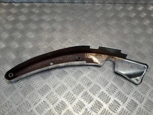 Banan mocowania błotnika tył lewy KAWASAKI VN 1600 VULCAN CLASSIC 03-04r   PN. 14091-1544