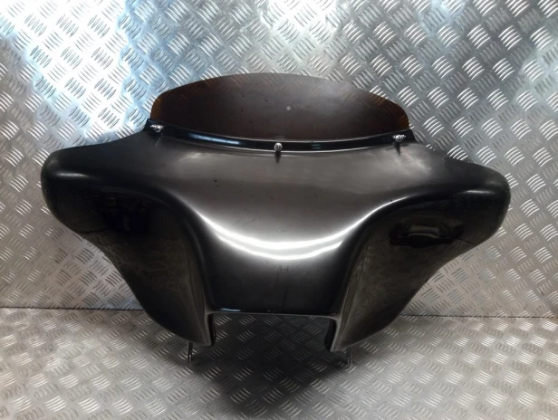 Czasza owiewka przednia batwing audio KAWASAKI VN 1600 VULCAN CLASSIC 03-08r