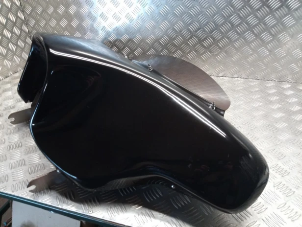 Czasza owiewka przednia batwing audio KAWASAKI VN 1600 VULCAN CLASSIC 03-08r