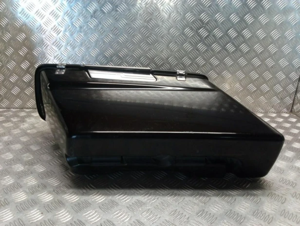 Kufer boczny lewy HARLEY DAVIDSON ROAD KING POLICE 97-13r (KAWASAKI VN 1600)