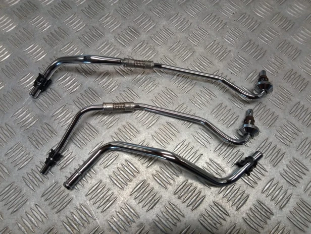 Przewody olejowe HARLEY DAVIDSON SOFTAIL HERITAGE FLSTCI 00-06r   PN. 33525-00