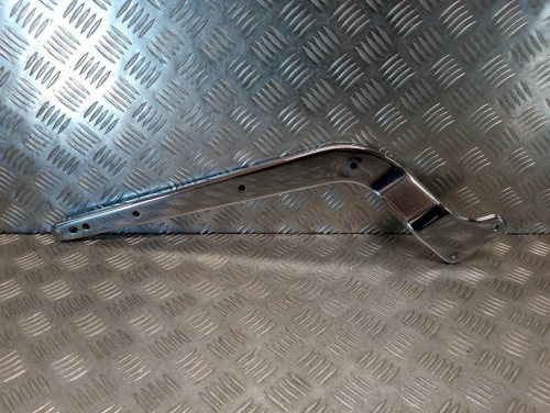 Banan mocowanie błotnika tył prawy HARLEY DAVIDSON SOFTAIL HERITAGE FLSTCI 00-02r   PN. 59955-00