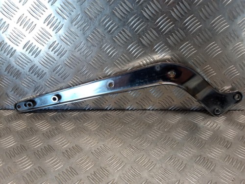 Banan mocowanie błotnika tył lewy HARLEY DAVIDSON SOFTAIL HERITAGE FLSTCI 00-06r   PN. 59954-00