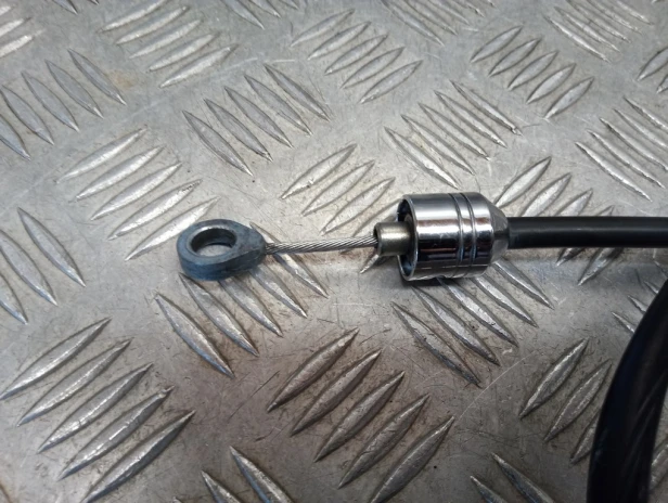 Linka cięgno sprzęgła HARLEY DAVIDSON SOFTAIL HERITAGE FLSTCI 00-06r   PN. 38643-00