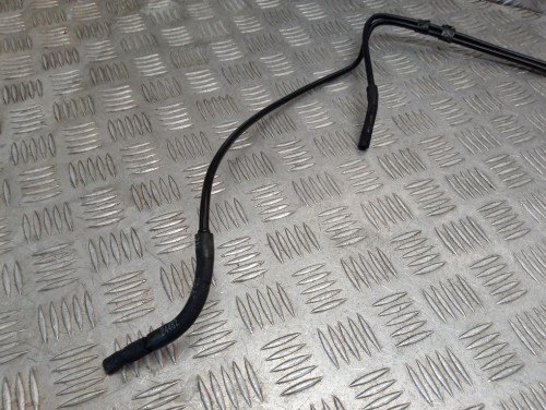 Przewody filtra par paliwa HARLEY DAVIDSON SOFTAIL HERITAGE FLSTCI 00-06r   PN. 28838-00