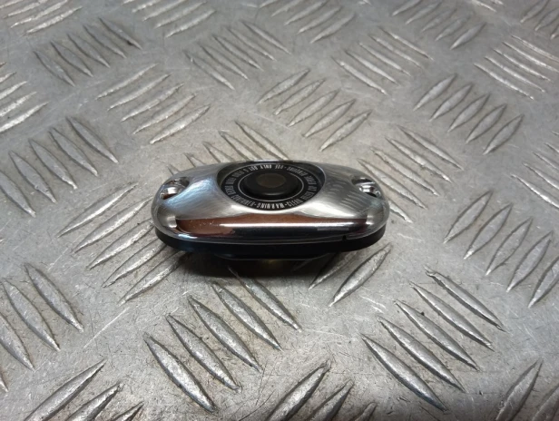 Dekielek zbiorniczka pompy hamulca tył HARLEY DAVIDSON SOFTAIL HERITAGE FLSTCI 00-06r   PN. 45057-99