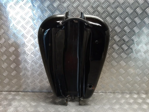 Zbiornik paliwa bak HARLEY DAVIDSON DYNA STREET BOB FXDB 10-17r   PN. 61000707