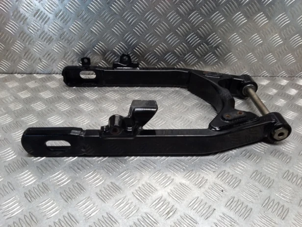 Wahacz tylnego koła HARLEY DAVIDSON DYNA STREET BOB FXDB 10-17r   PN. 47820-10
