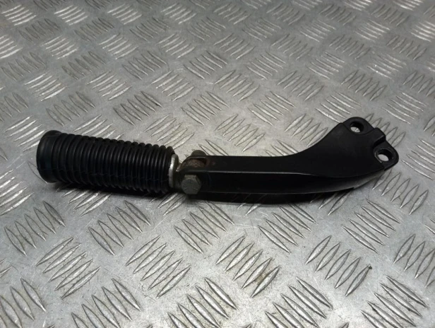 Podnóżek pasażera tył prawy HARLEY DAVIDSON DYNA STREET BOB FXDB 07-17r   PN. 49224-06A
