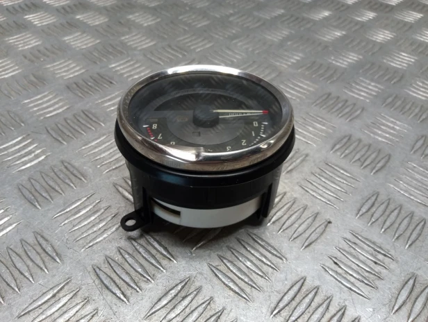 Licznik zegar HARLEY DAVIDSON DYNA STREET BOB FXDB 13-17r   PN. 70900476