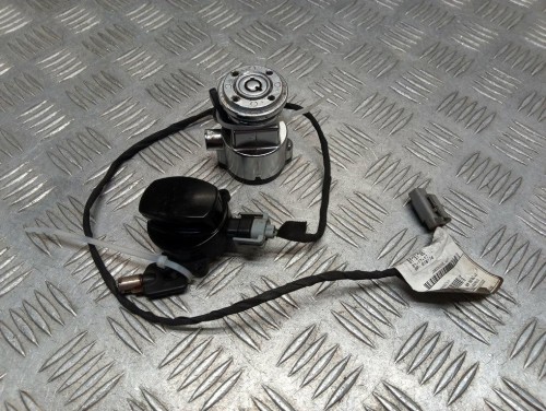 Stacyjka blokada kierownicy HARLEY DAVIDSON DYNA STREET BOB FXDB 07-17r   PN. 71430-12